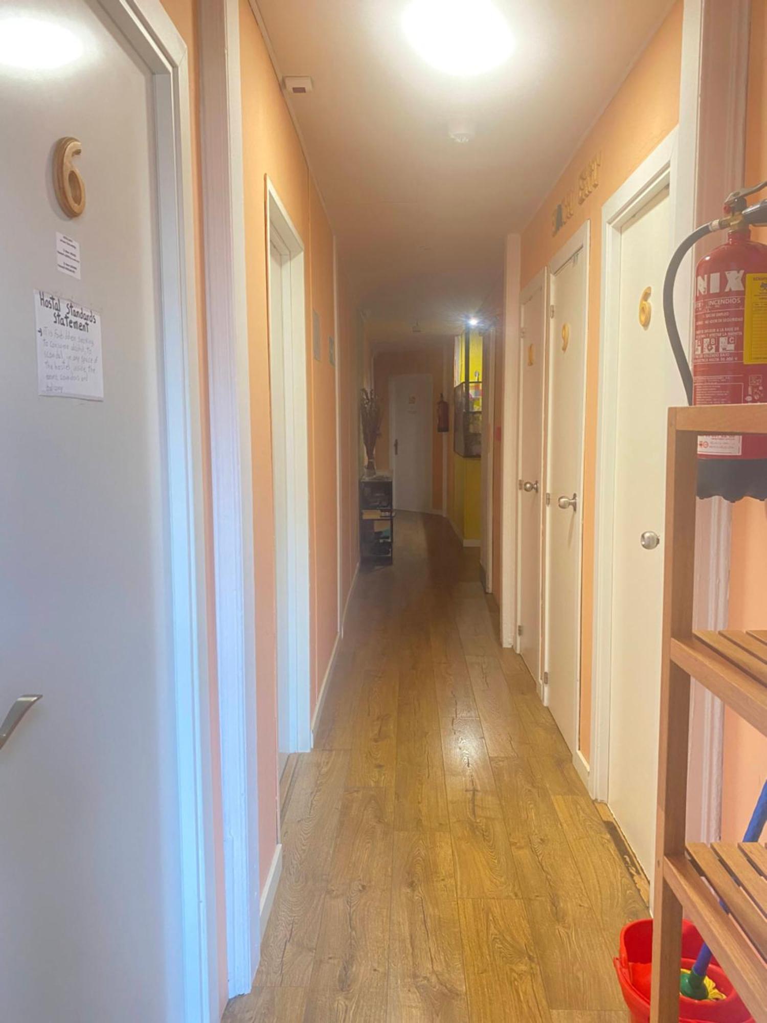 Sant Antoni Hostal, Sustainable Tourism バルセロナ エクステリア 写真