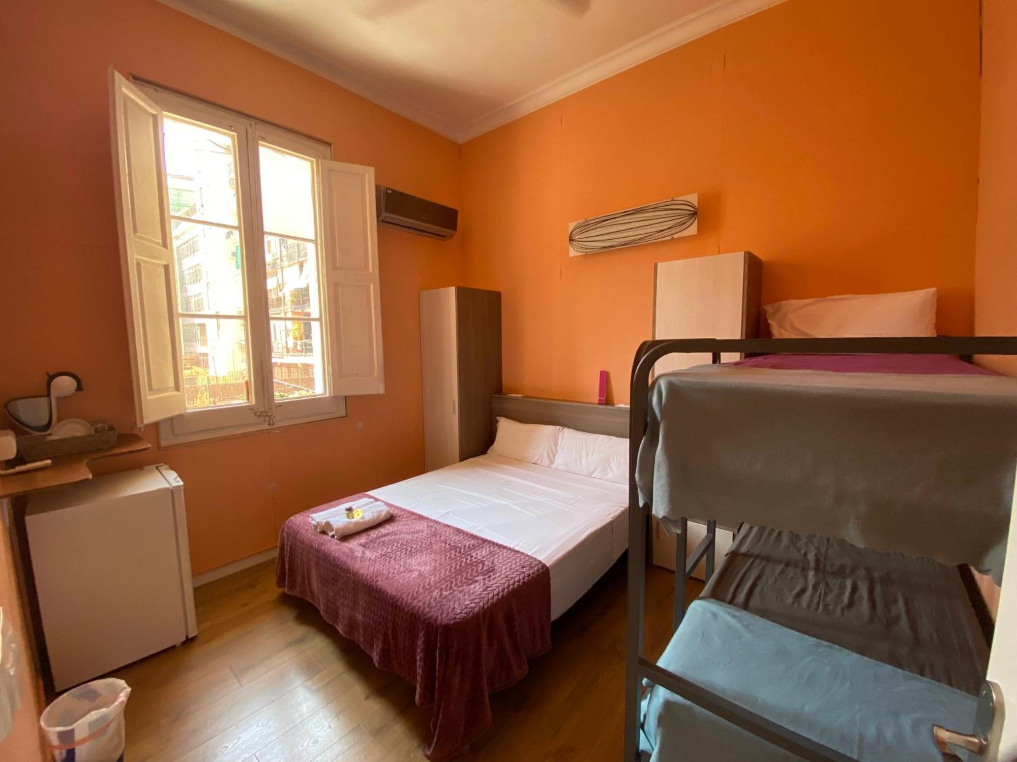 Sant Antoni Hostal, Sustainable Tourism バルセロナ エクステリア 写真